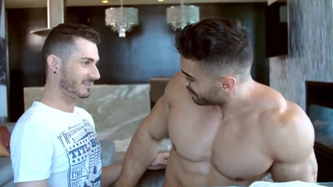 GayRoom: Student Arad Winwin nailed by Robbie Caruso